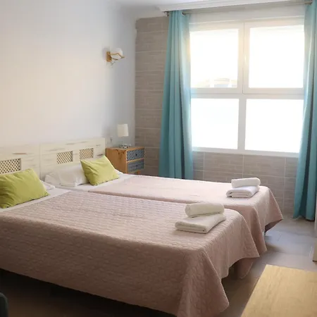 Hotel Calpe 호텔 2*