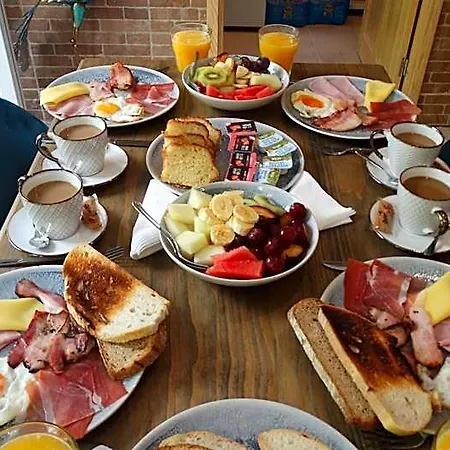فندق Hotel Calpe 2*